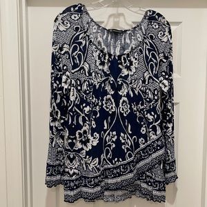 Inc International Concepts Blue & White Top M